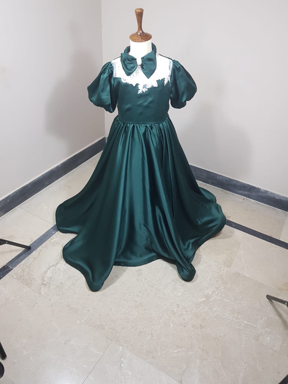Emerald Green Satin Ball Gown â€“ PD097